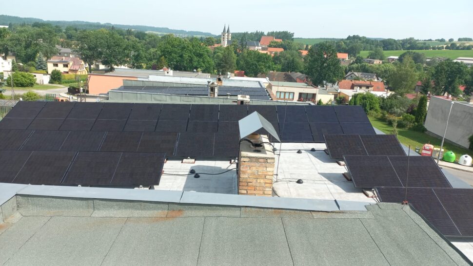 RD Milevsko 9,9kWp s bateriemi 10,64kWh